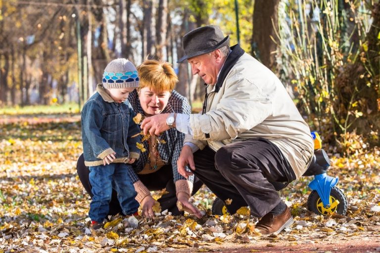 8 Ways To Show You’re Thankful To Your Parents Or Grandparents